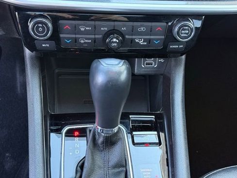 Used 2022 Jeep Compass Latitude w/ Sun and Sound Group image 24