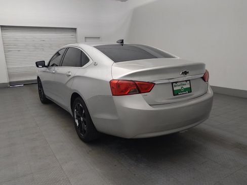 Used 2017 Chevrolet Impala LT image 5