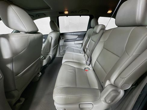 Used 2016 Honda Odyssey EX-L image 27