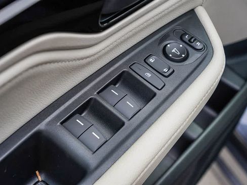New 2026 Honda Odyssey Touring image 25