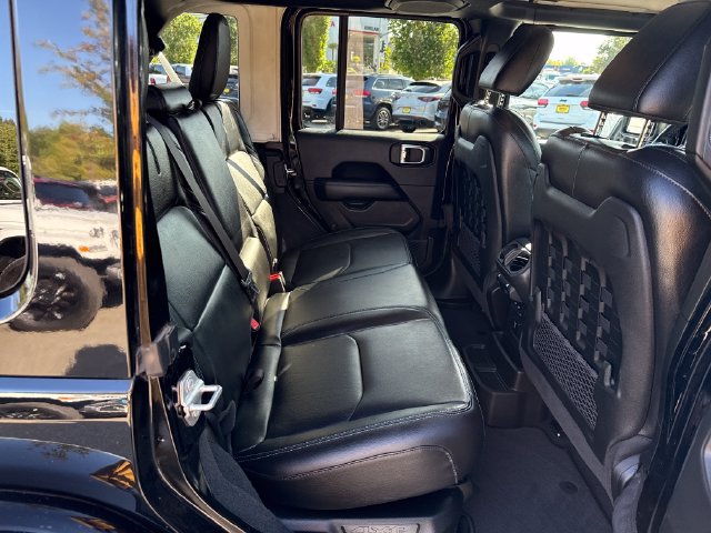 Used 2022 Jeep Wrangler Unlimited Rubicon 4xe AWD/4WD image 10