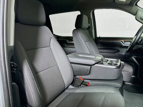 Used 2025 Chevrolet Silverado 1500 LT image 24