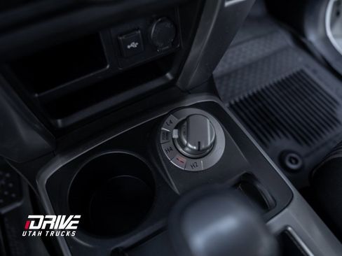 Used 2022 Toyota 4Runner SR5 image 36