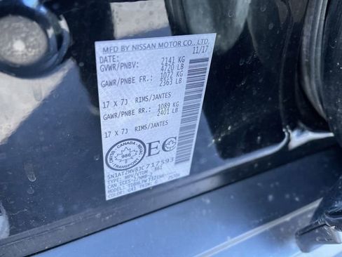 Used 2018 Nissan Rogue S image 32