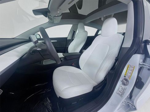 Used 2023 Tesla Model 3 Performance image 5