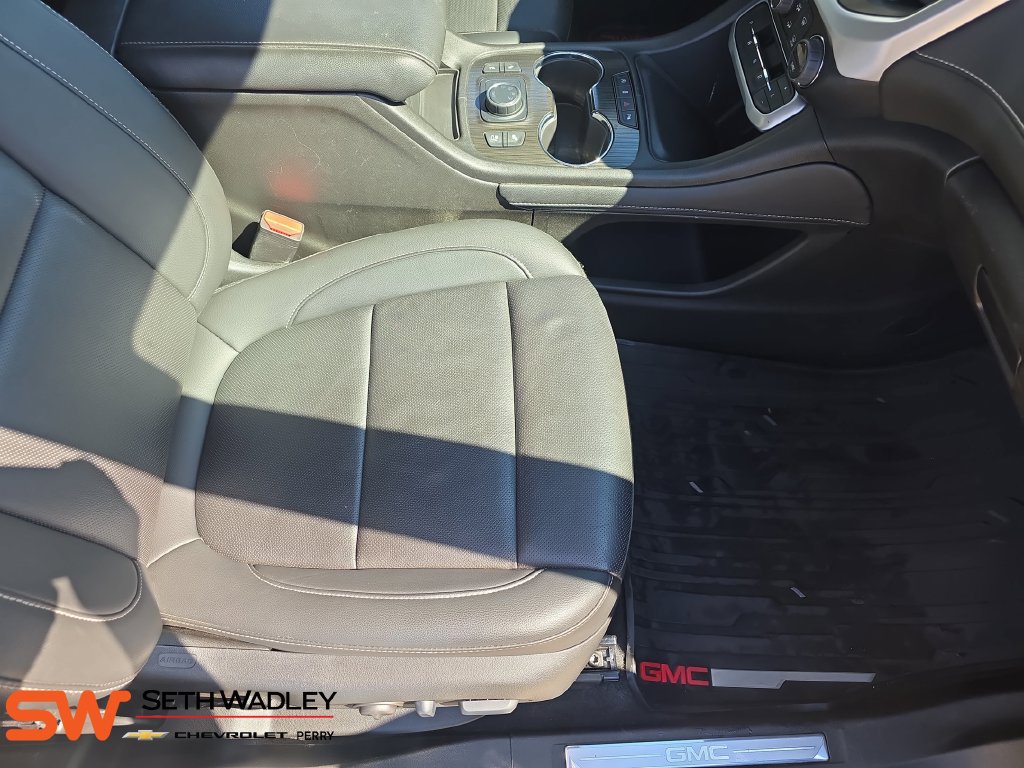 Used 2023 GMC Acadia SLT w/ Elevation Edition AWD/4WD image 10