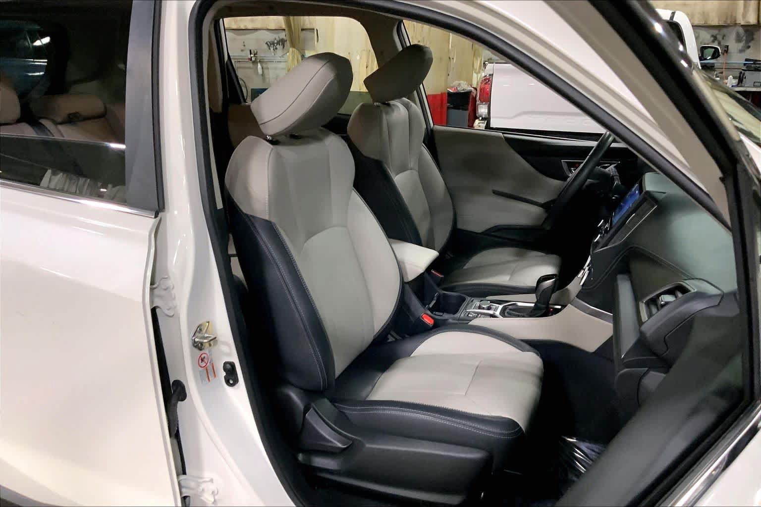 Used 2019 Subaru Forester Limited AWD/4WD image 16