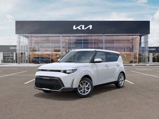 New 2025 Kia Soul LX image 1