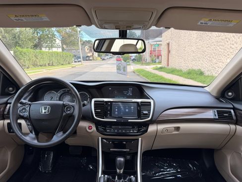Used 2016 Honda Accord EX-L image 26