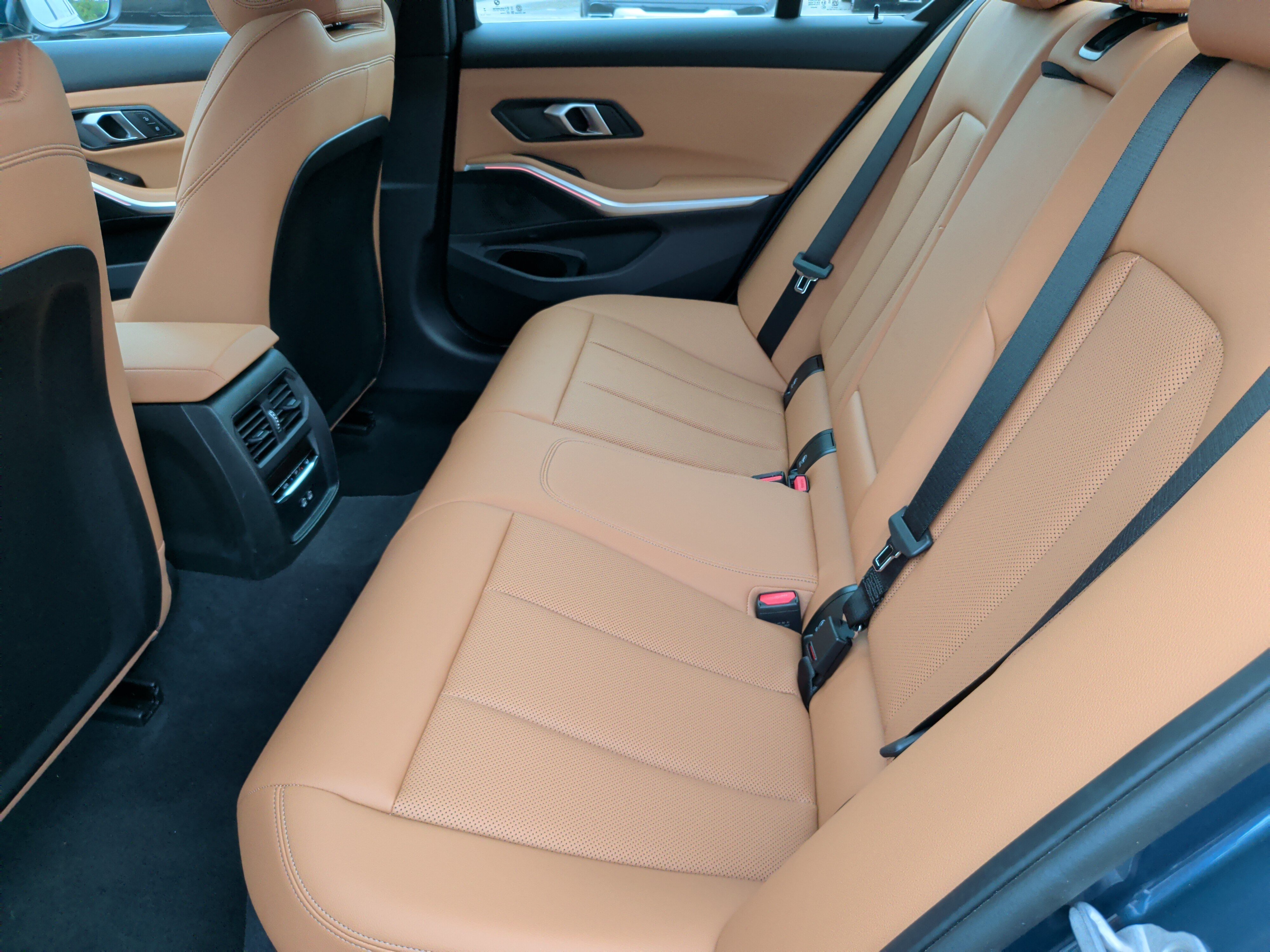 Used 2025 BMW 330i Sedan RWD image 35