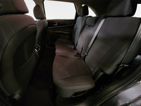 Used 2019 Kia Sorento LX w/ Option Group 020 image 23