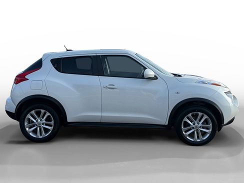 Used 2014 Nissan Juke SV w/ Navigation Package image 6