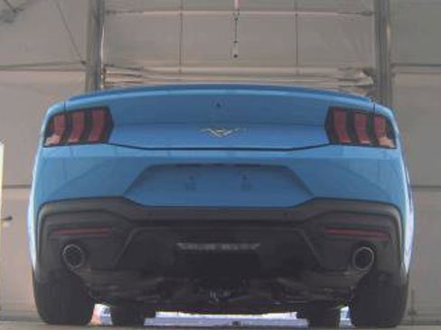 Used 2024 Ford Mustang Premium image 7