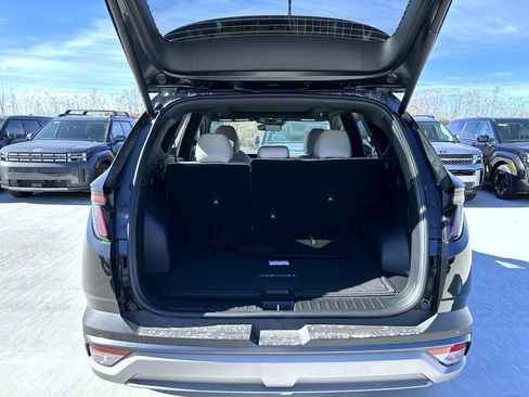 New 2026 Hyundai Tucson Limited image 21