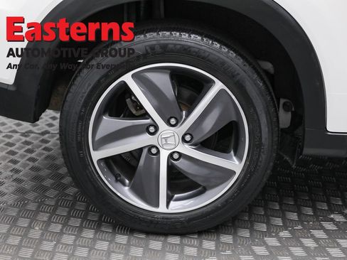 Used 2021 Honda HR-V EX image 29