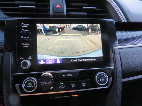 Used 2019 Honda Civic Sport image 16