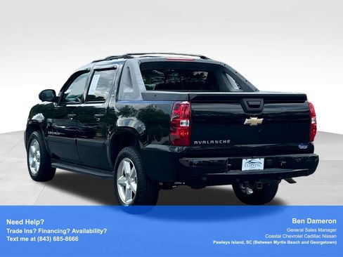 Used 2007 Chevrolet Avalanche LT w/ LT Preferred Equipment Group AWD/4WD image 14