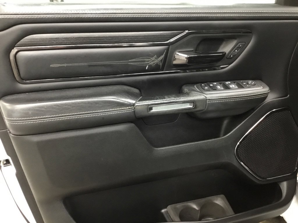 Used 2022 RAM 1500 Limited w/ Body Color Bumper Group AWD/4WD image 6
