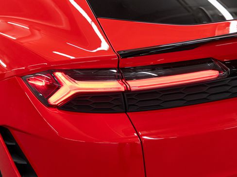 New 2026 Lamborghini Urus SE image 22