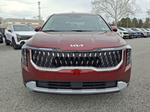 New 2026 Kia Carnival image 2