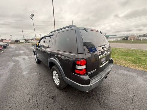 Used 2007 Ford Explorer XLT image 6
