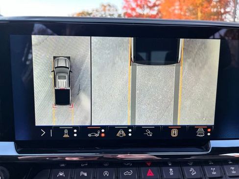 Used 2024 Chevrolet Silverado 1500 ZR2 w/ ZR2 Bison Edition image 45