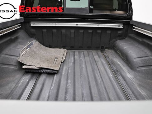 Used 2021 Nissan Frontier SV AWD/4WD image 9