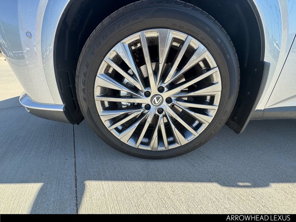 New 2026 Lexus RX 350 FWD w/ Convenience Package image 10