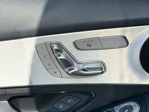 Used 2022 Mercedes-Benz GLC 300 image 26