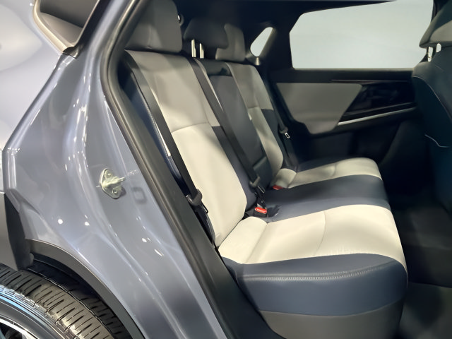 Used 2023 Subaru Solterra AWD image 32