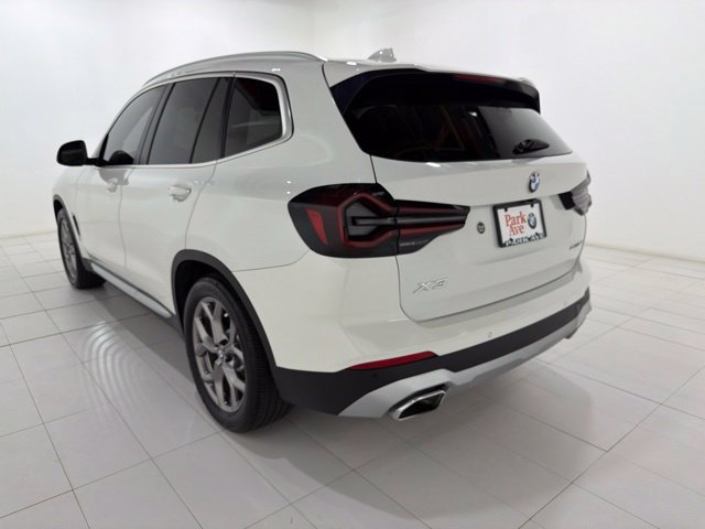 Used 2022 BMW X3 xDrive30i w/ Convenience Package AWD/4WD image 3