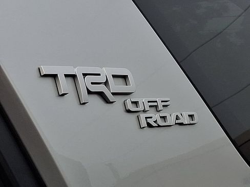 Certified 2023 Toyota 4Runner TRD Off-Road Premium w/ Off Road Premium Plus Package AWD/4WD image 30