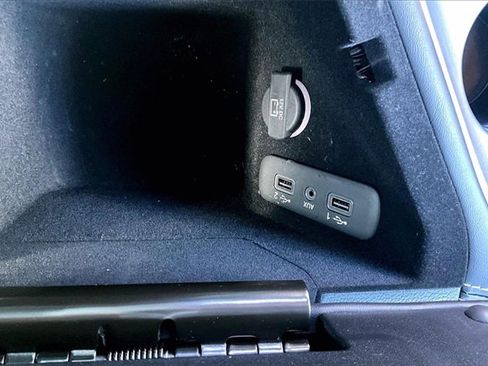 Used 2020 Dodge Challenger SRT Hellcat image 26