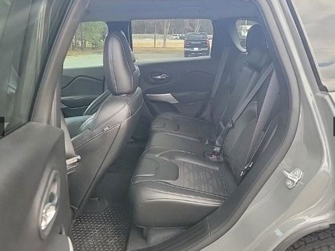 Used 2022 Jeep Cherokee Latitude w/ Trailer Tow Group image 4