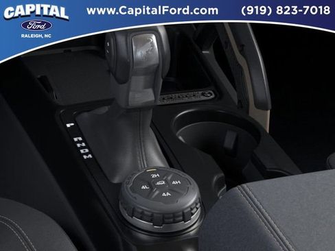 New 2026 Ford Bronco Badlands image 17