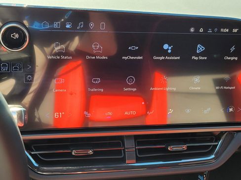 New 2026 Chevrolet Equinox EV RS image 3