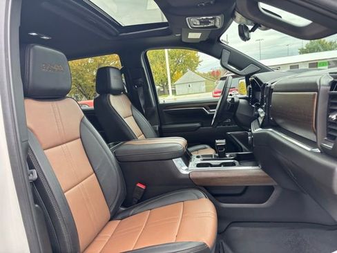 Used 2024 Chevrolet Silverado 1500 High Country w/ High Country Premium Package image 29