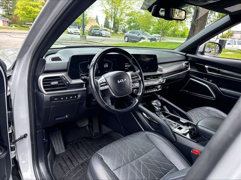 Used 2023 Kia Telluride EX X-Line AWD/4WD image 17