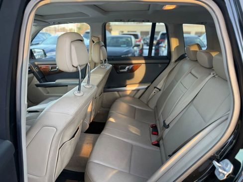 Used 2010 Mercedes-Benz GLK 350 4MATIC image 13