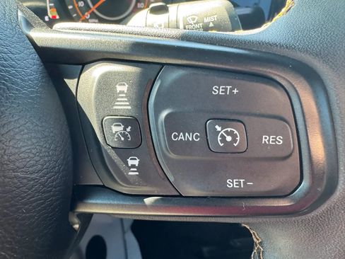 Used 2024 Jeep Wrangler Unlimited Sport image 12