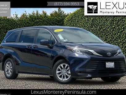 Used 2025 Toyota Sienna LE