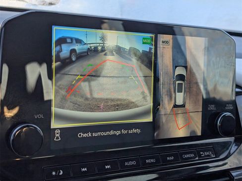 Certified 2024 Nissan Pathfinder SL w/ SL Premium Package image 13