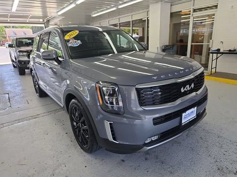 Used 2022 Kia Telluride SX w/ SX Prestige Package AWD/4WD image 7