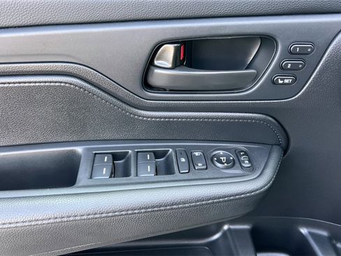 Used 2025 Honda Odyssey Sport-L image 13