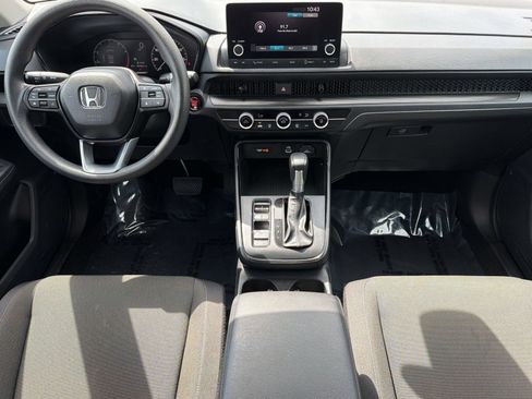 Used 2025 Honda CR-V LX image 14