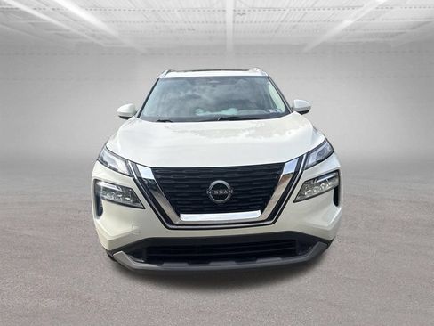 Used 2023 Nissan Rogue SV w/ SV Premium B Package AWD/4WD image 2