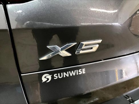 Used 2020 BMW X5 xDrive40i w/ Premium Package image 11