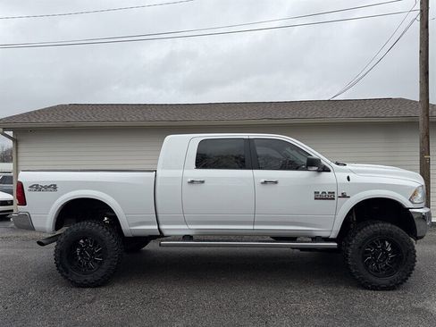 Used 2018 RAM 2500 Lone Star image 1