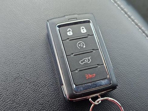 New 2026 Jeep Grand Cherokee L 2WD image 30
