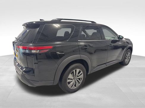 Used 2024 Nissan Pathfinder SV FWD image 49